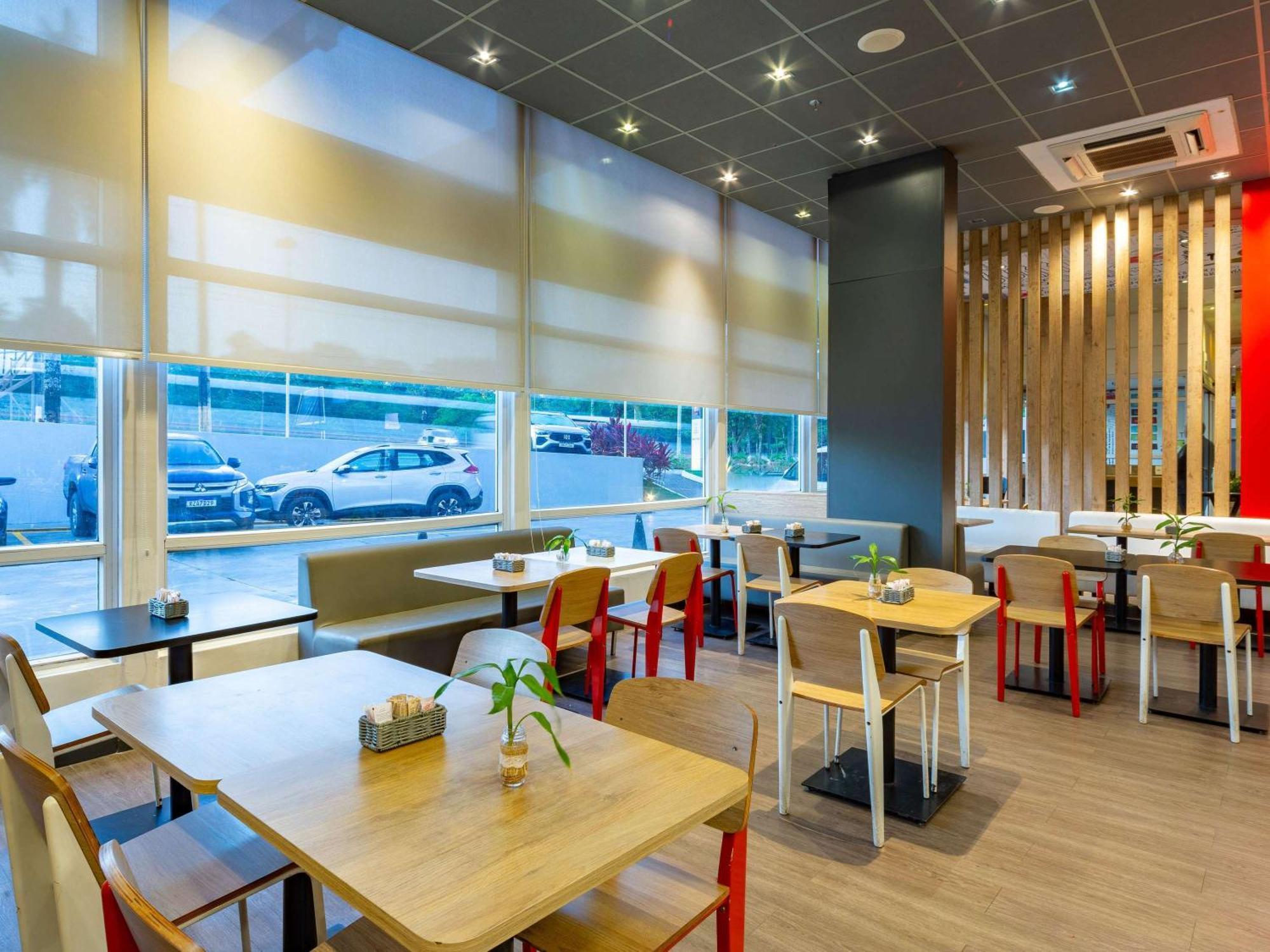 Ibis Manaus Aeroporto Otel Dış mekan fotoğraf