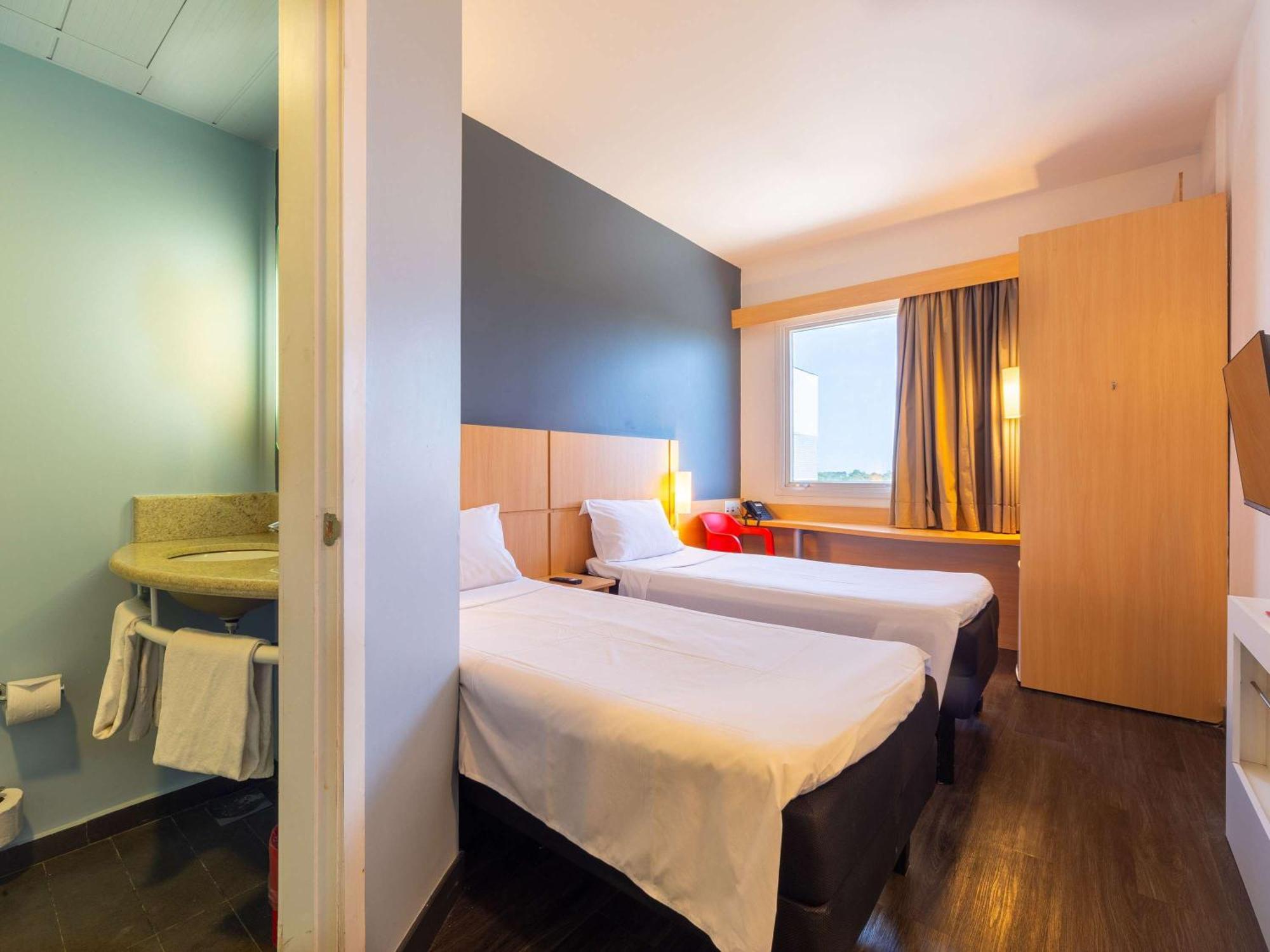 Ibis Manaus Aeroporto Otel Dış mekan fotoğraf